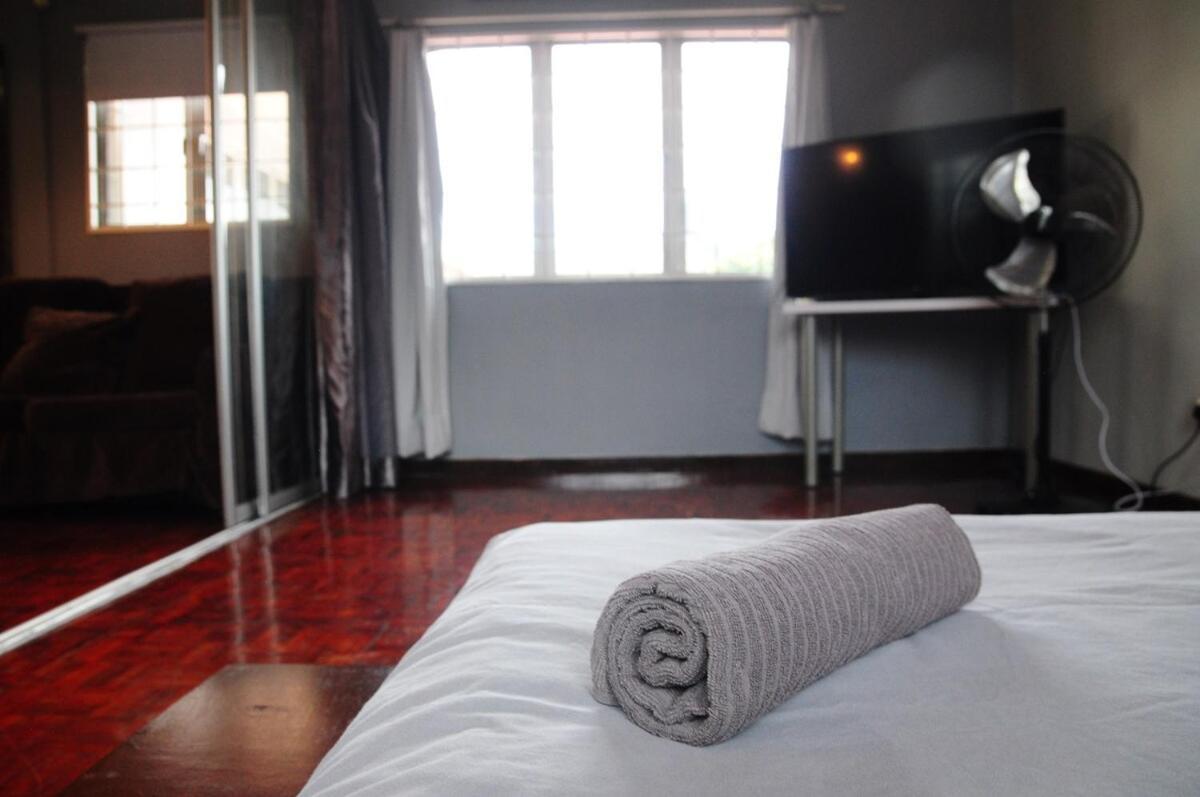Grayhaus Spacious Bungalow & Garden Villa - Ss3 Petaling Jaya, Near Sunway - Stay Only No Events Exterior foto